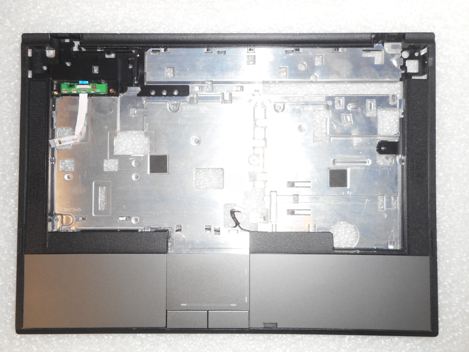 03M0NW OEM Dell Latitude E5410 Palmrest Touchpad Assembly with Speakers 3M0NW