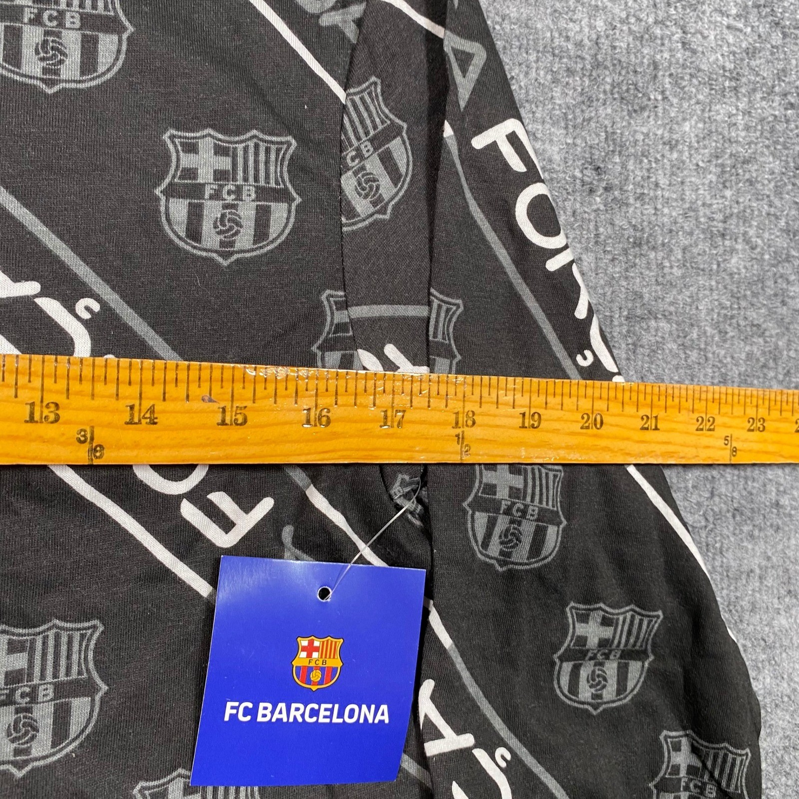 FC Barcelona Mens XL Long Sleeve Shirt Forca Barca All Over Print Black Soccer gallery