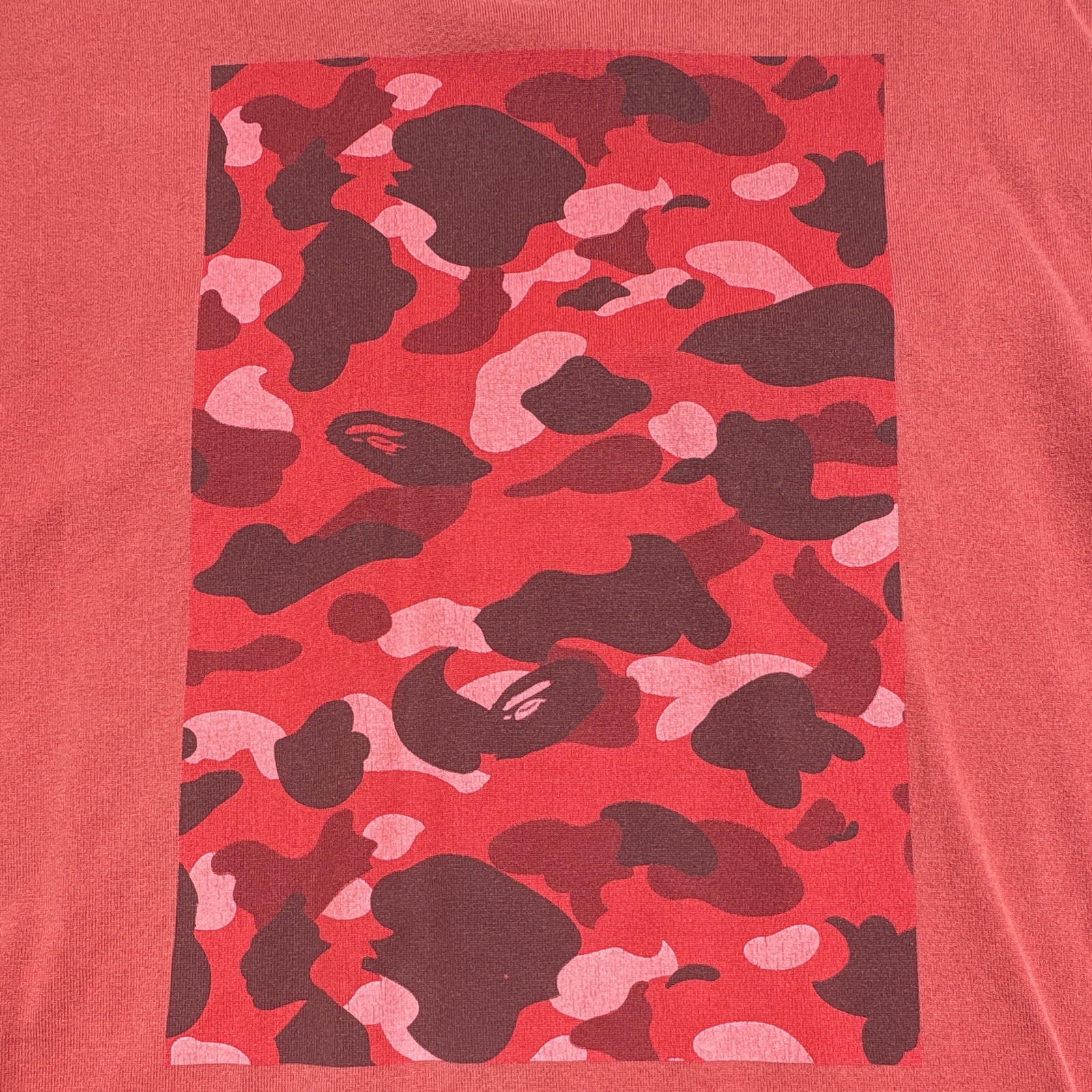 A Bathing Ape BAPE Men's Red Camo Logo Short Sleeve Crew Neck T-Shirt XL gallery