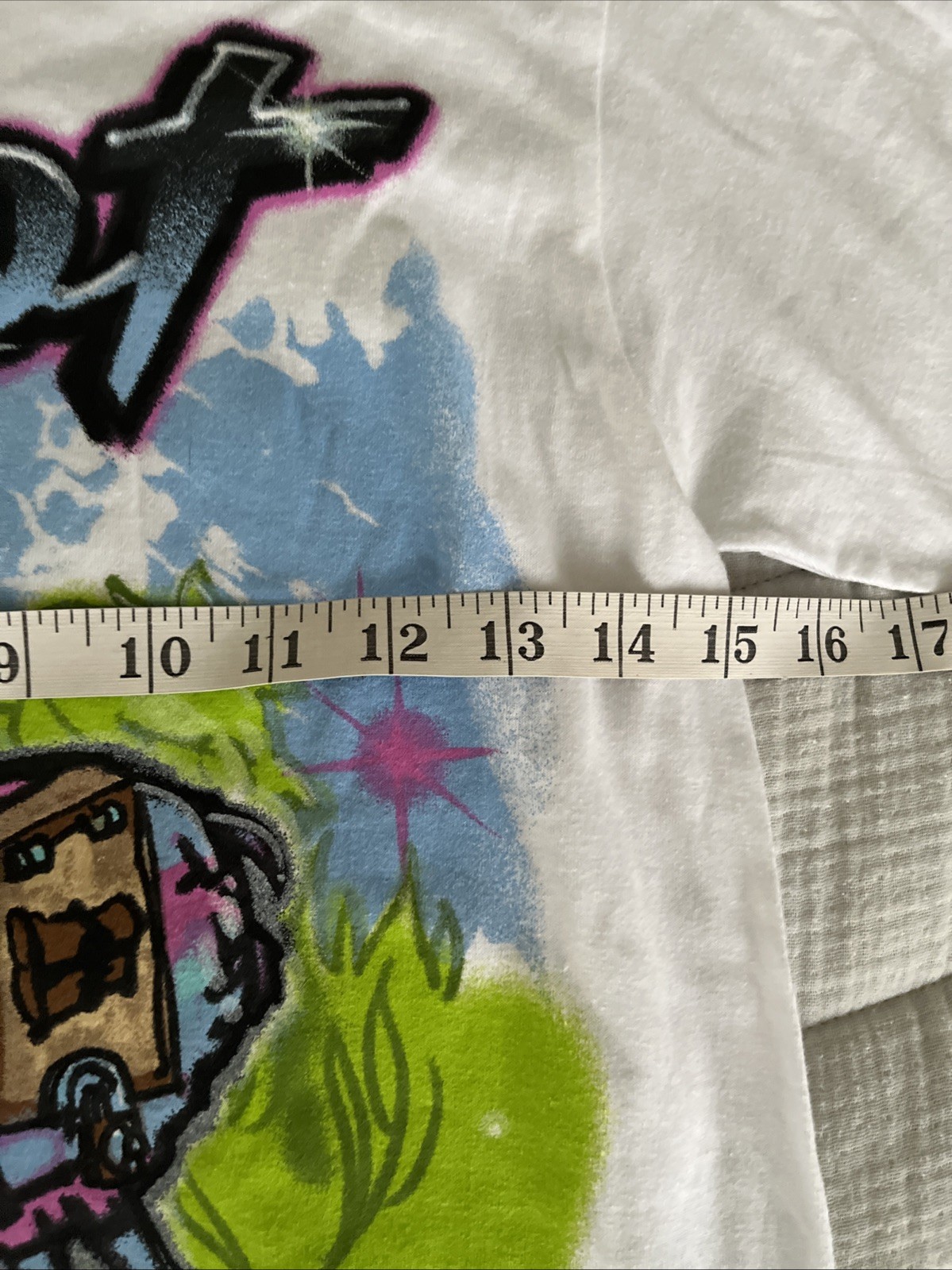 Fortnite Loot Llama Epic Games White Short Sleeve T Shirt Xtra Small gallery