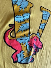 J Balvin Vibras Collab T-Rex Graphic T-Shirt Unisex Size Large (22×27)