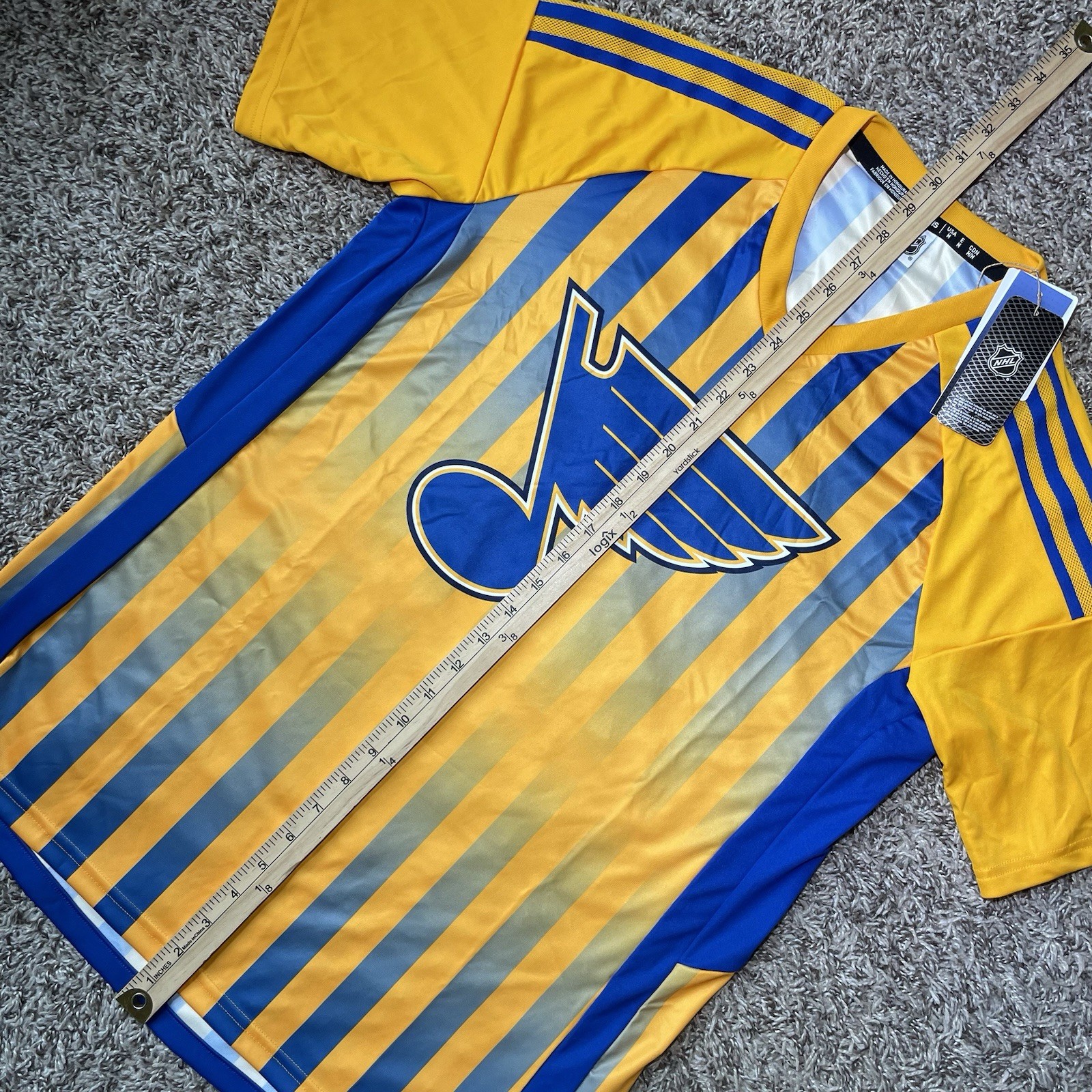Adidas St Louis Blues Soccer Themed Shirt NHL Mens Medium Yellow Blue IP8095 NEW gallery