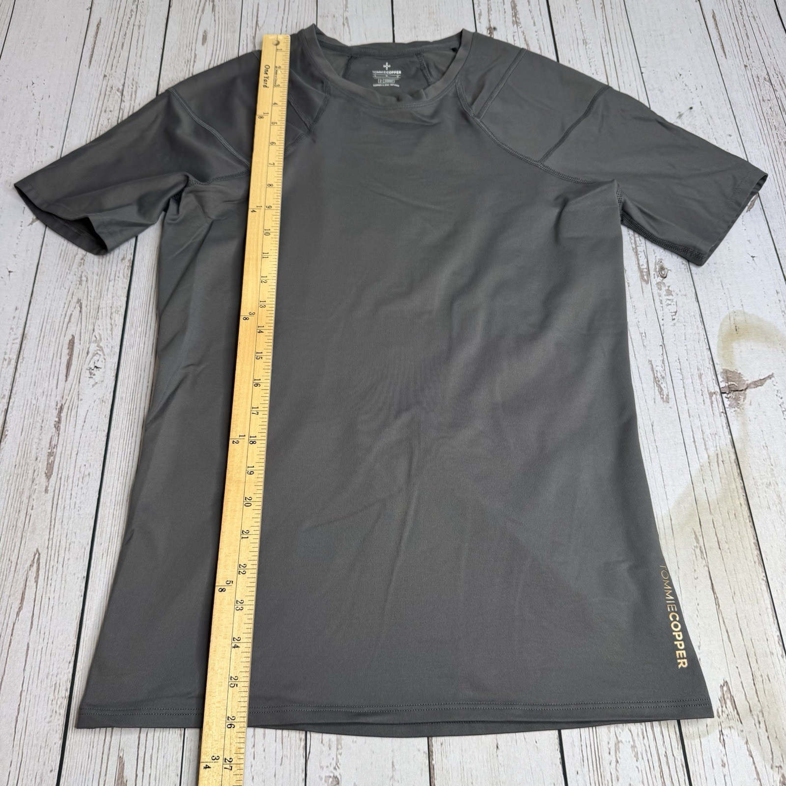 Tommie Copper Compression Shirt Mens Large 0873MR Shoulder Support Black Tee gallery
