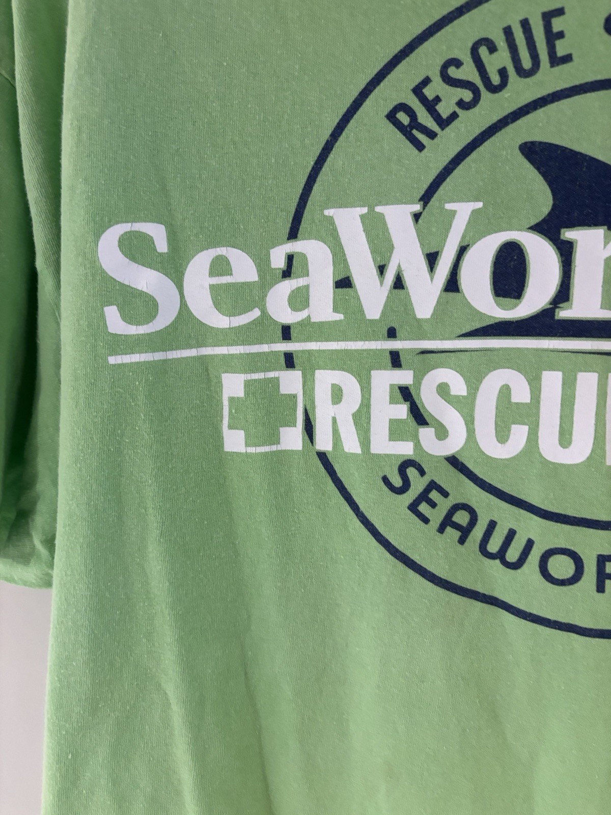 Official SeaWorld Rescue Rehab Return Short Sleeve T-Shirt 2XL Cotton EUC gallery