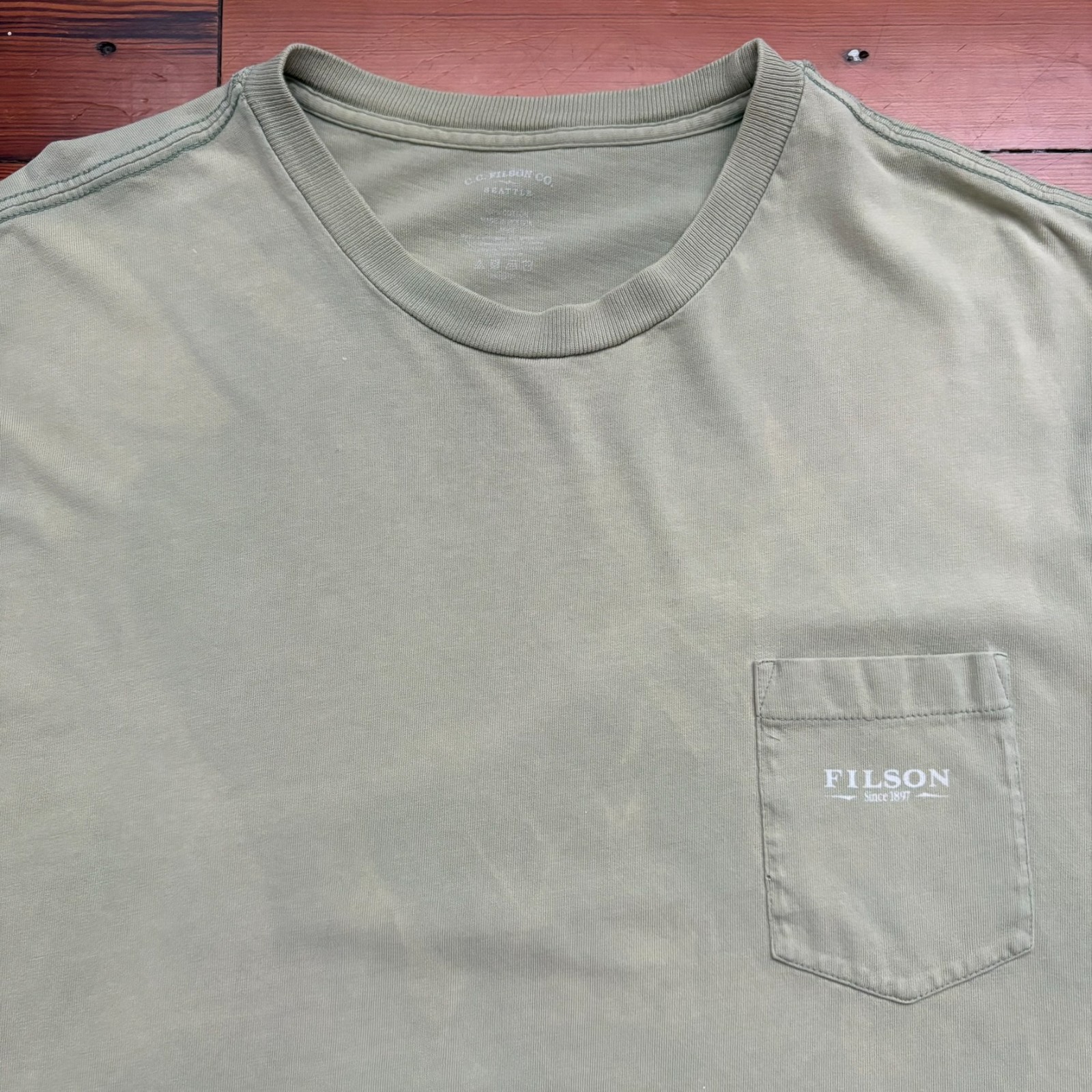 Filson T-Shirt Men's Size L Sage Green FADED Short Sleeve Outdoor Hiking Basic gallery