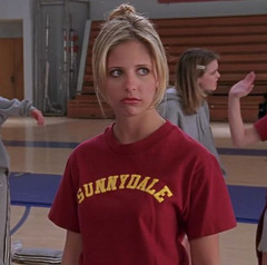 Sunnydale High School Buffy The Vampire Slayer T-Shirt ♡ 90s TV Show Retro Tee!