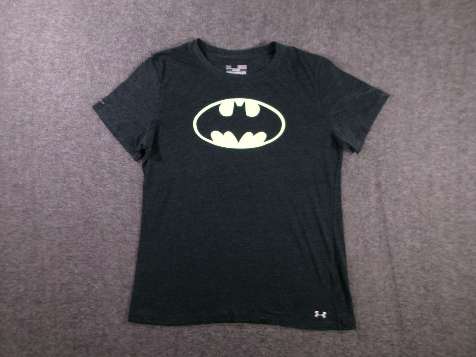 Under Armour Batman Shirt Men Medium Black HeatGear Semi-Fitted Charged gallery
