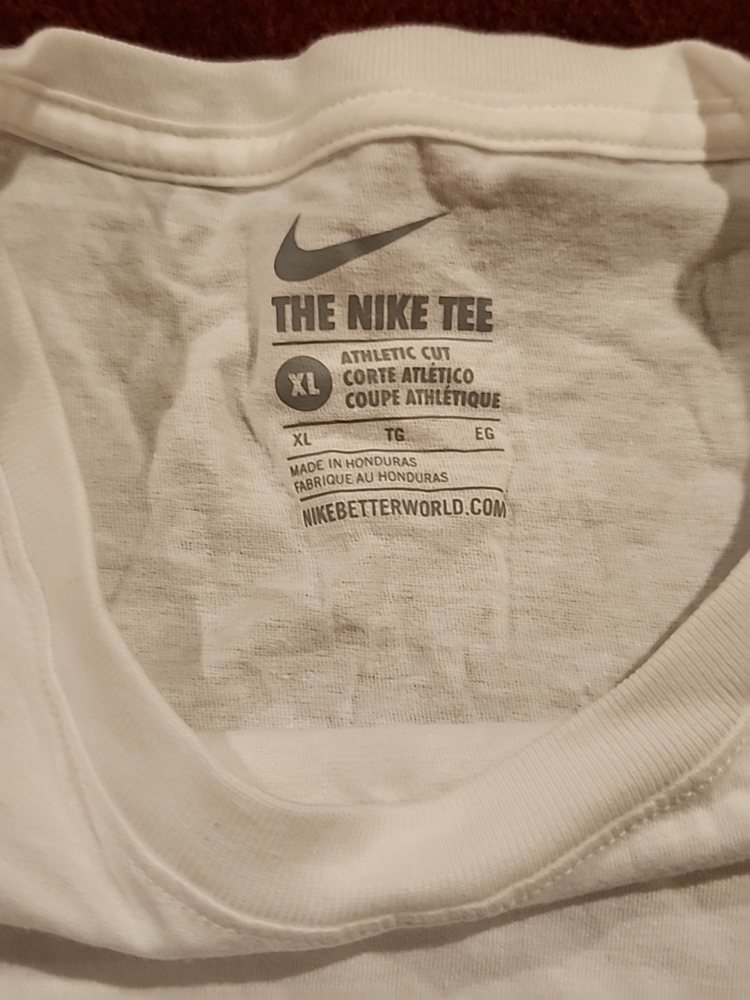 The Nike Tee Athletic Cut XL White Tshirt NEW gallery