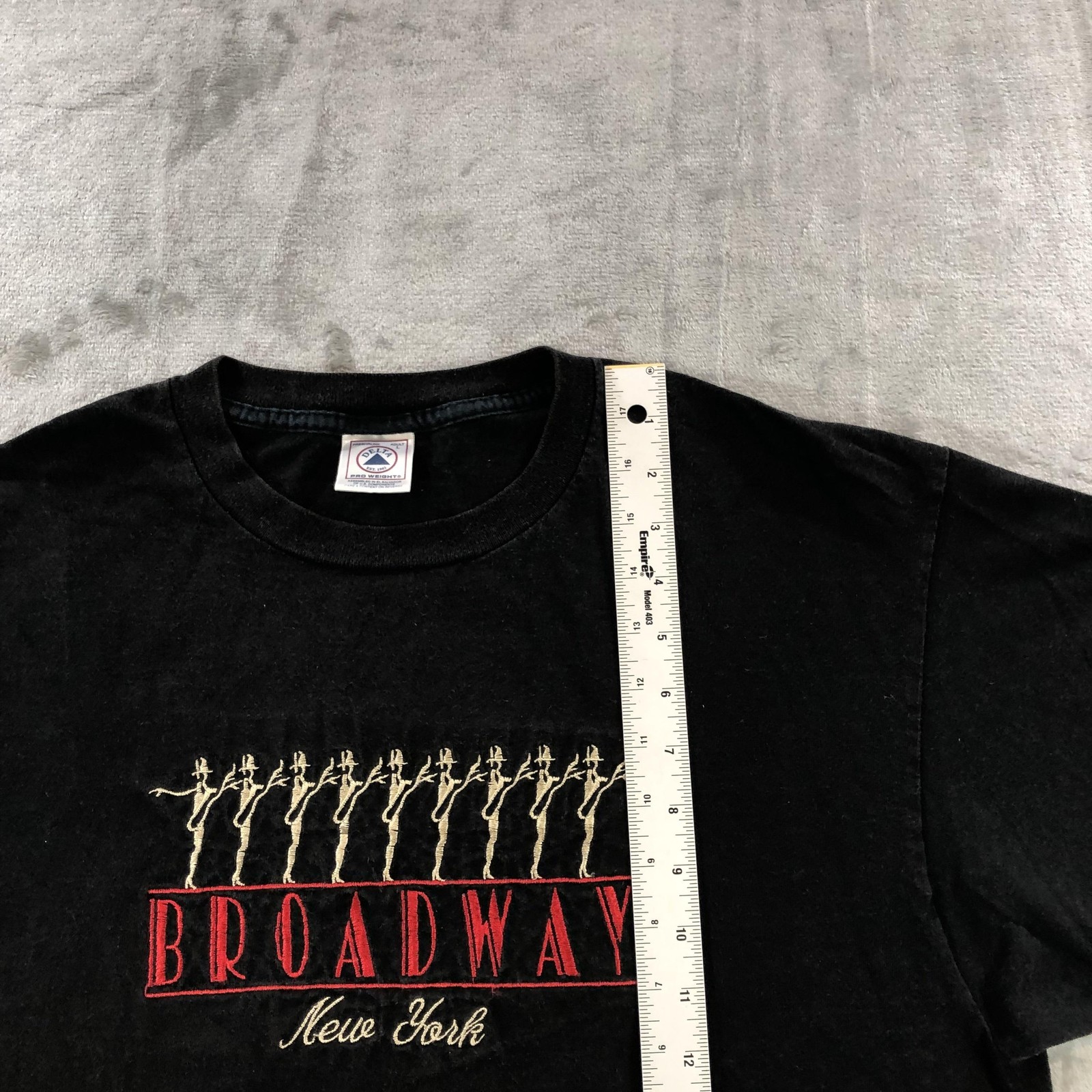 Vintage Broadway New York Shirt Mens Large Black Delta Theater Graphic Tee gallery