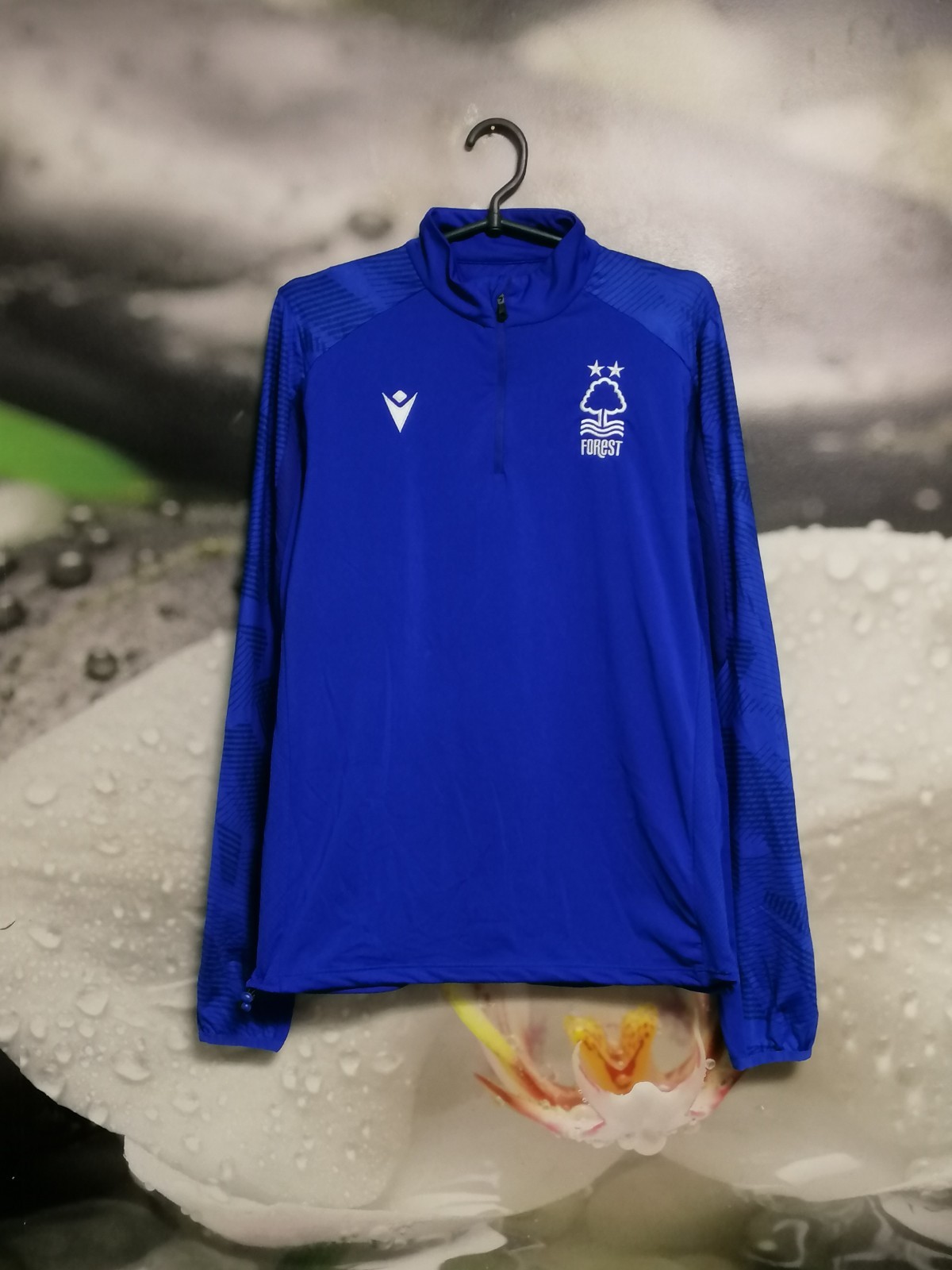 Nottingham Forest 1/4 zip football training jacket Macron size S gallery