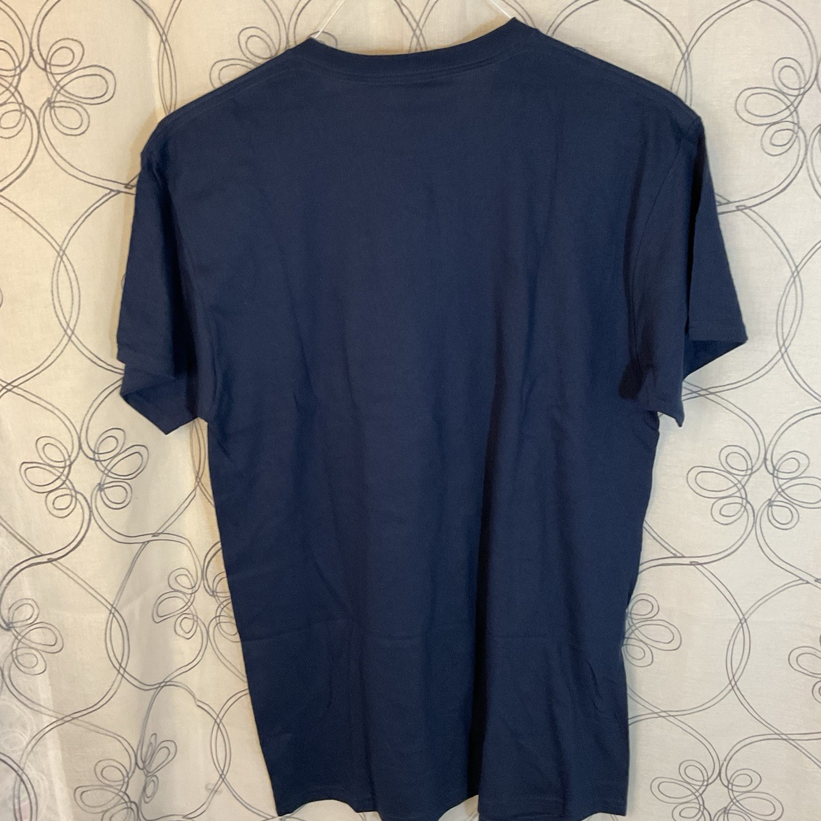 “This Guy Needs A Beer “T Shirt Navy Blue Short Sleeve Size Medium gallery