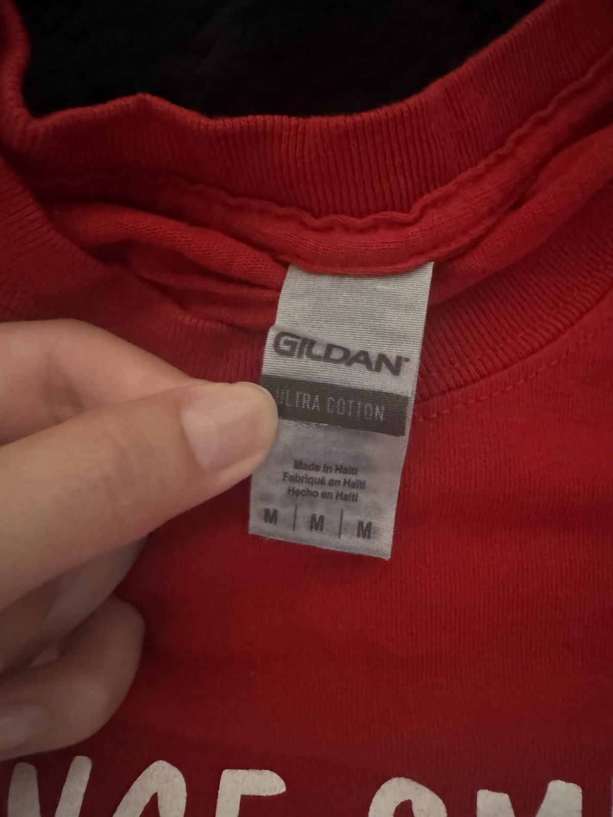 Gildan Ultra Cotton Men's Red Graphic Crew Neck T-Shirt M Vance Smith's Hatchery gallery
