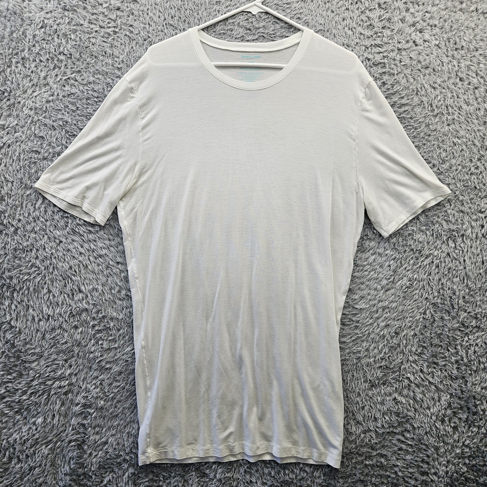 Tommy John Second Skin T Shirt Men XL White Stretch Base Layer Tee No Stains