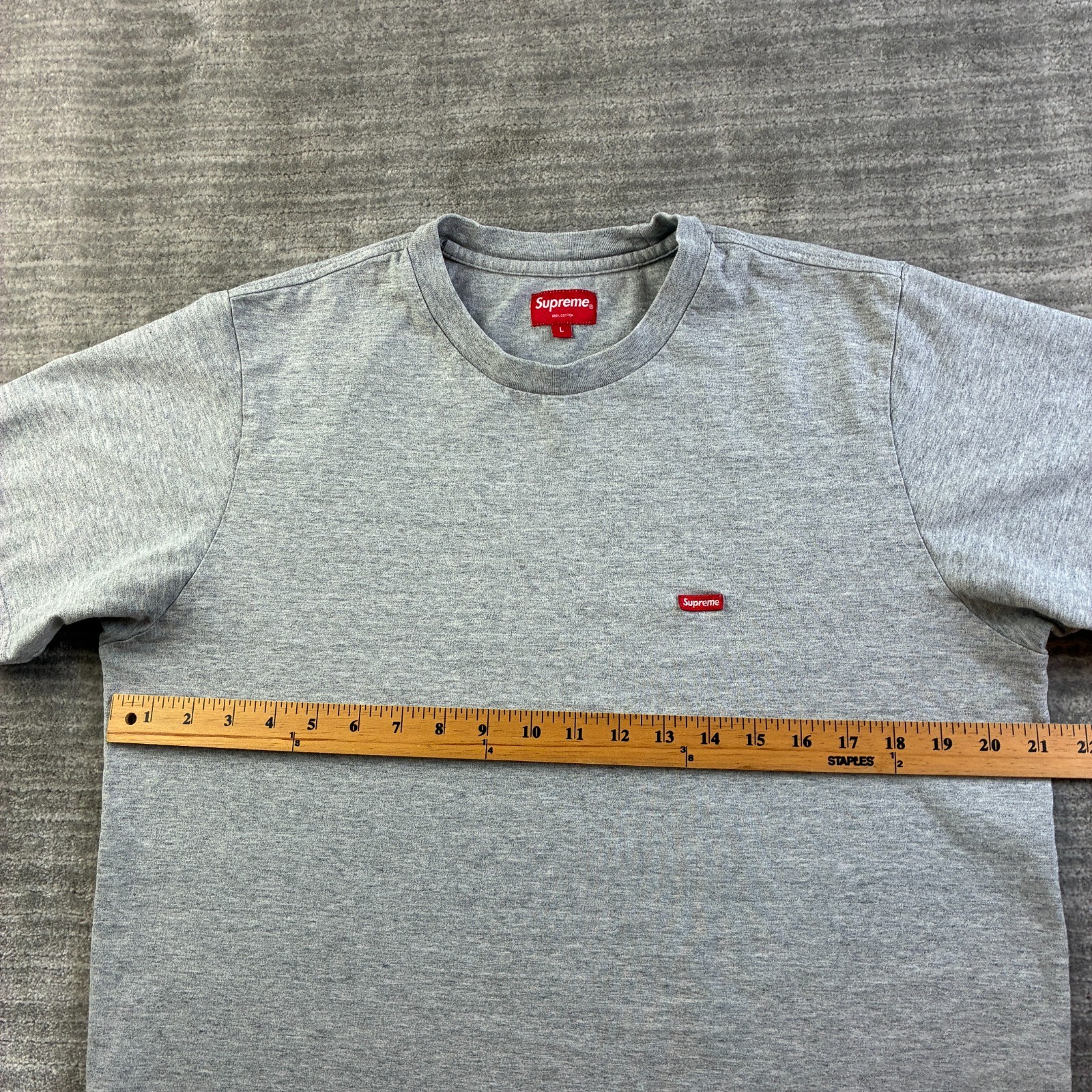 Supreme Shirt Mens Size Large Heather Gray Small Box Logo Cotton USA Made Tee gallery