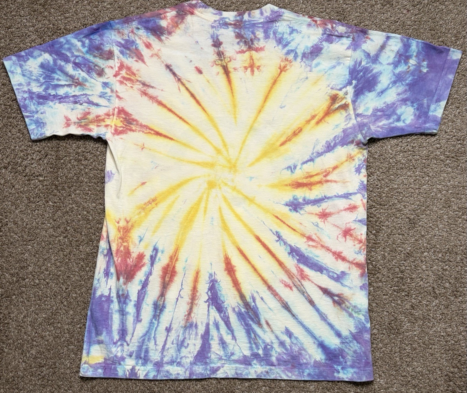 Online Ceramics “Love Is Real” Tye Dye Silk Screen T- Shirt Size S Excellent gallery