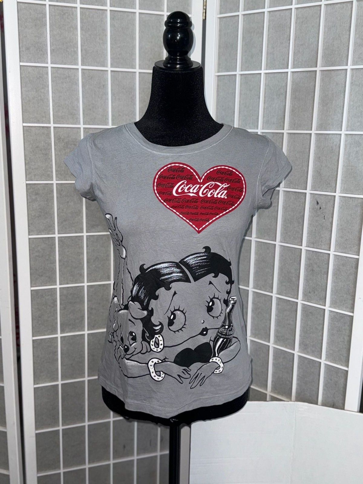 Vintage 1990's Betty Boop Coca Cola Red & Gray T-Shirt Size Large gallery