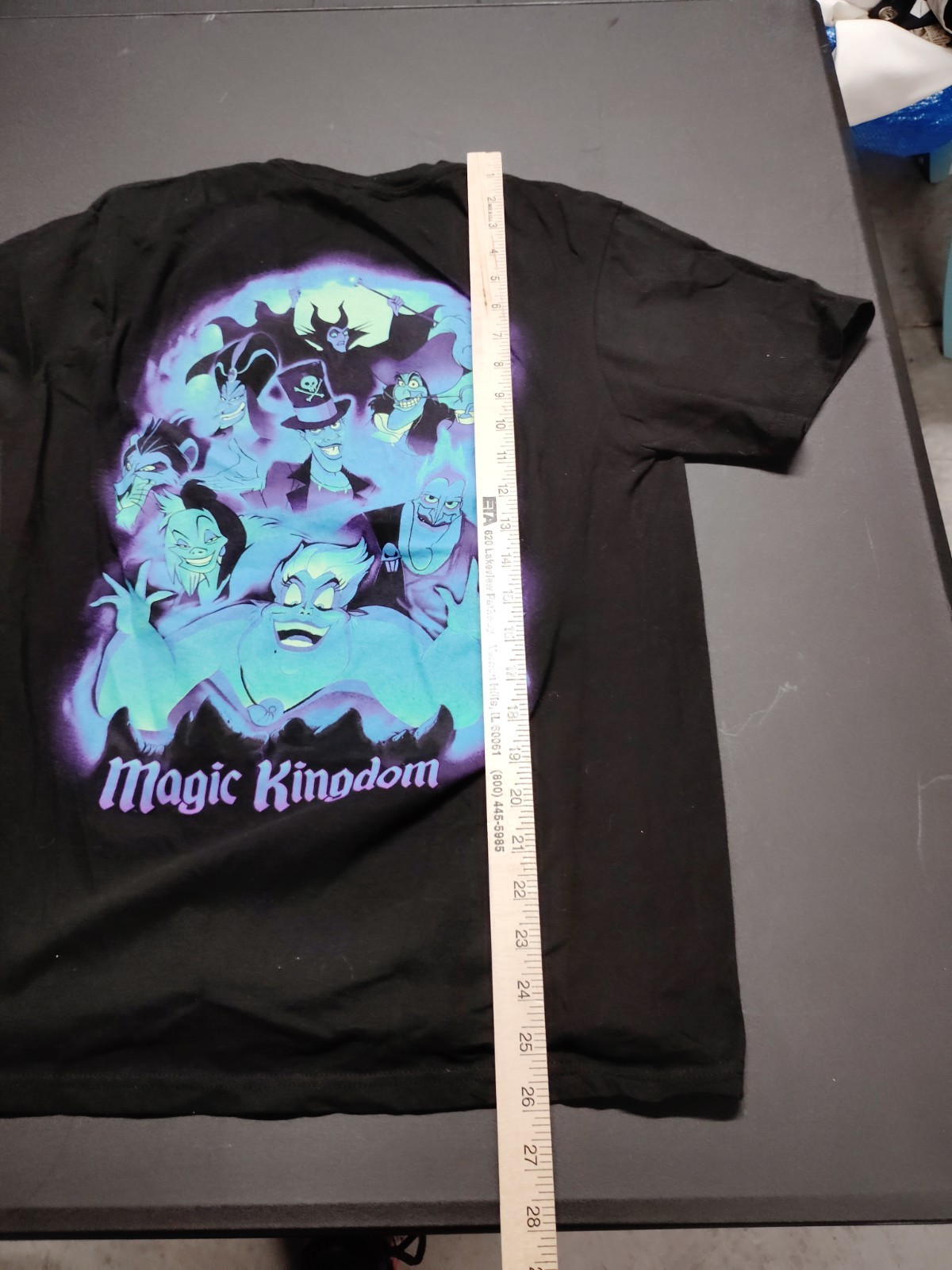 Disney Villains After Hours Pocket Tee Size Small Pre Owned A33 gallery