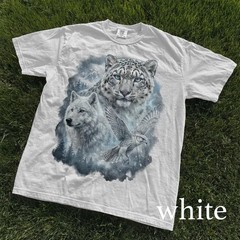 Retro Arctic Snow Leopard Comfort Tee