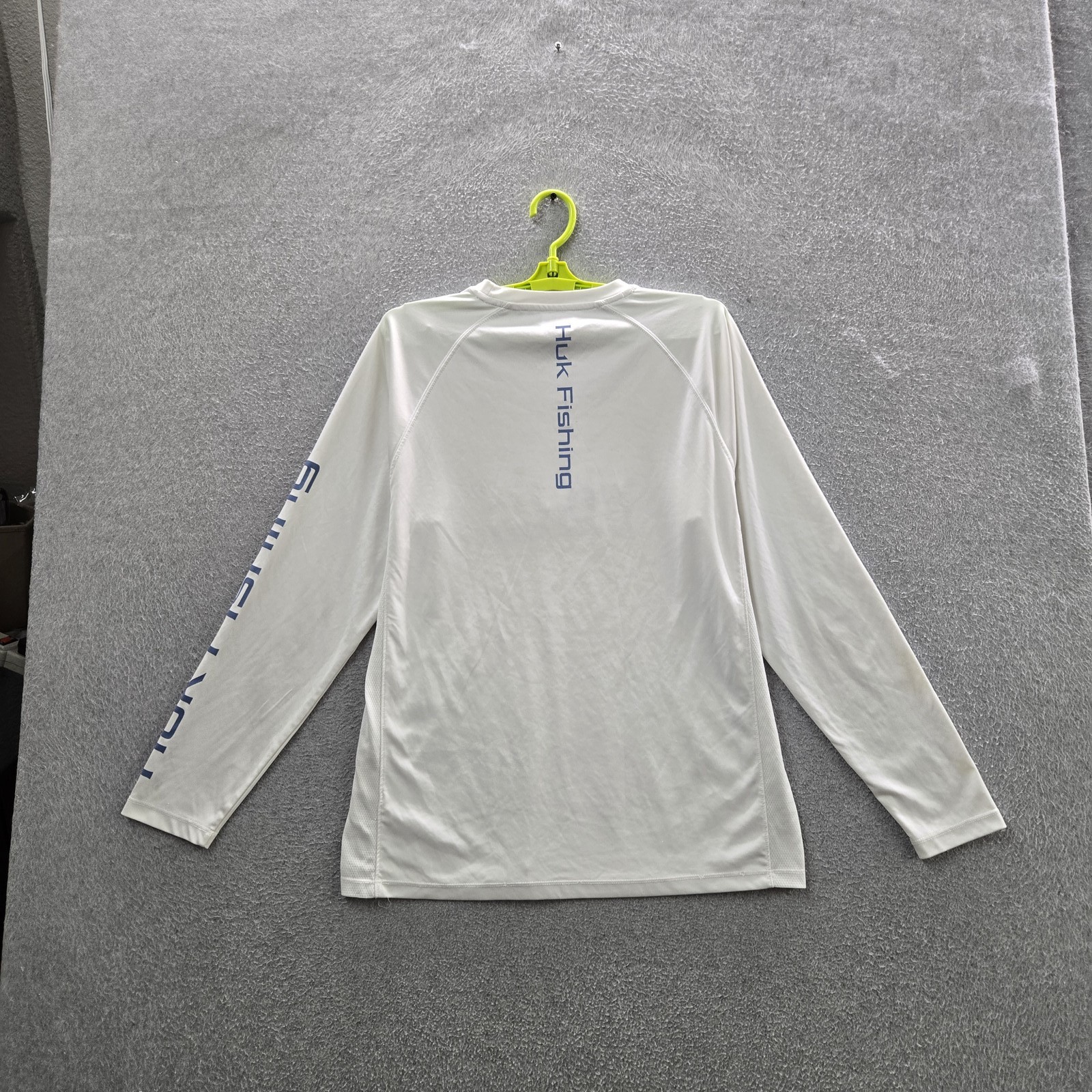 Huk Men Shirt M White Logo Text Activewear Long Sleeve gallery