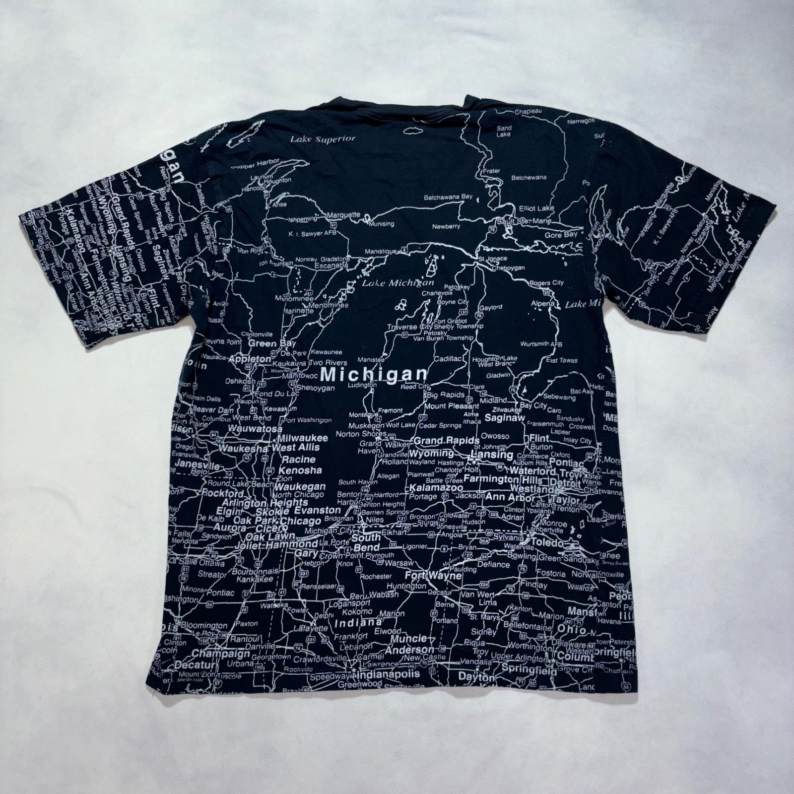 Vintage Michigan All Over Print Map T-Shirt Men's Medium USA Map Short Sleeve gallery