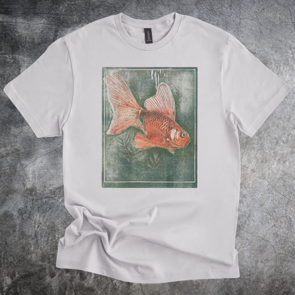 Vintage Fish Shirt Goldfish Water Artwork Tshirt Cotton Crewneck Gray gallery