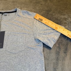 VRST Essential Pocket Tee Heather Gray Short Sleeve Crew Neck Men’s Small NWT