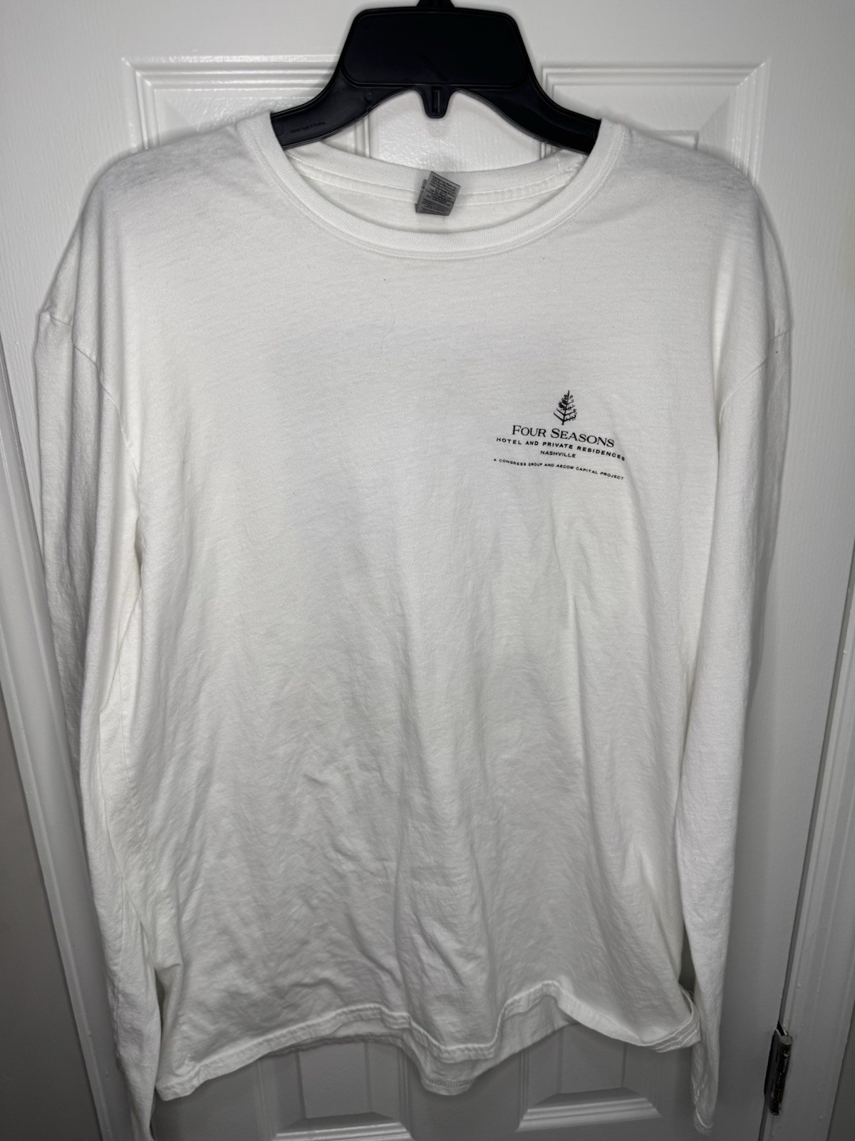 Four Seasons Nashville Hotel AECOM HUNT May 2021 Construction T-Shirt XL White gallery