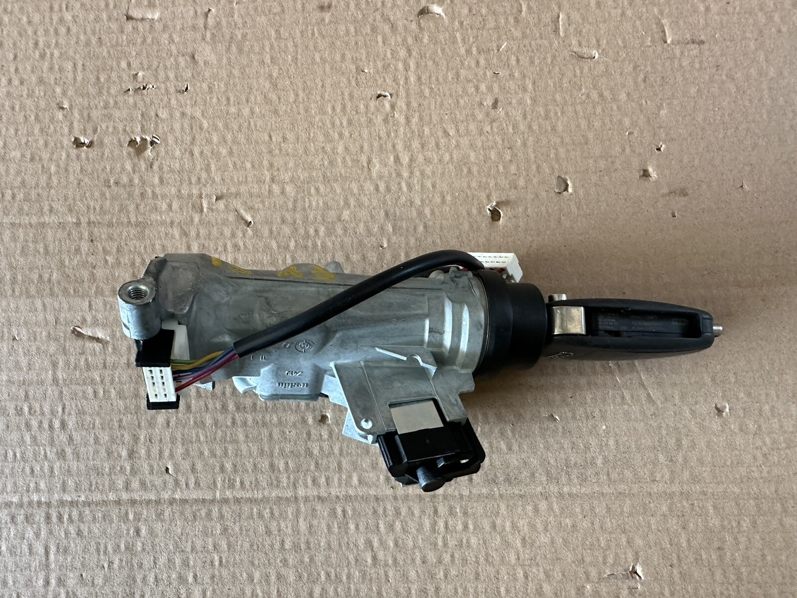 2015-2018 AUDI A3 8V IGNITION SWITCH WITH KEY OEM