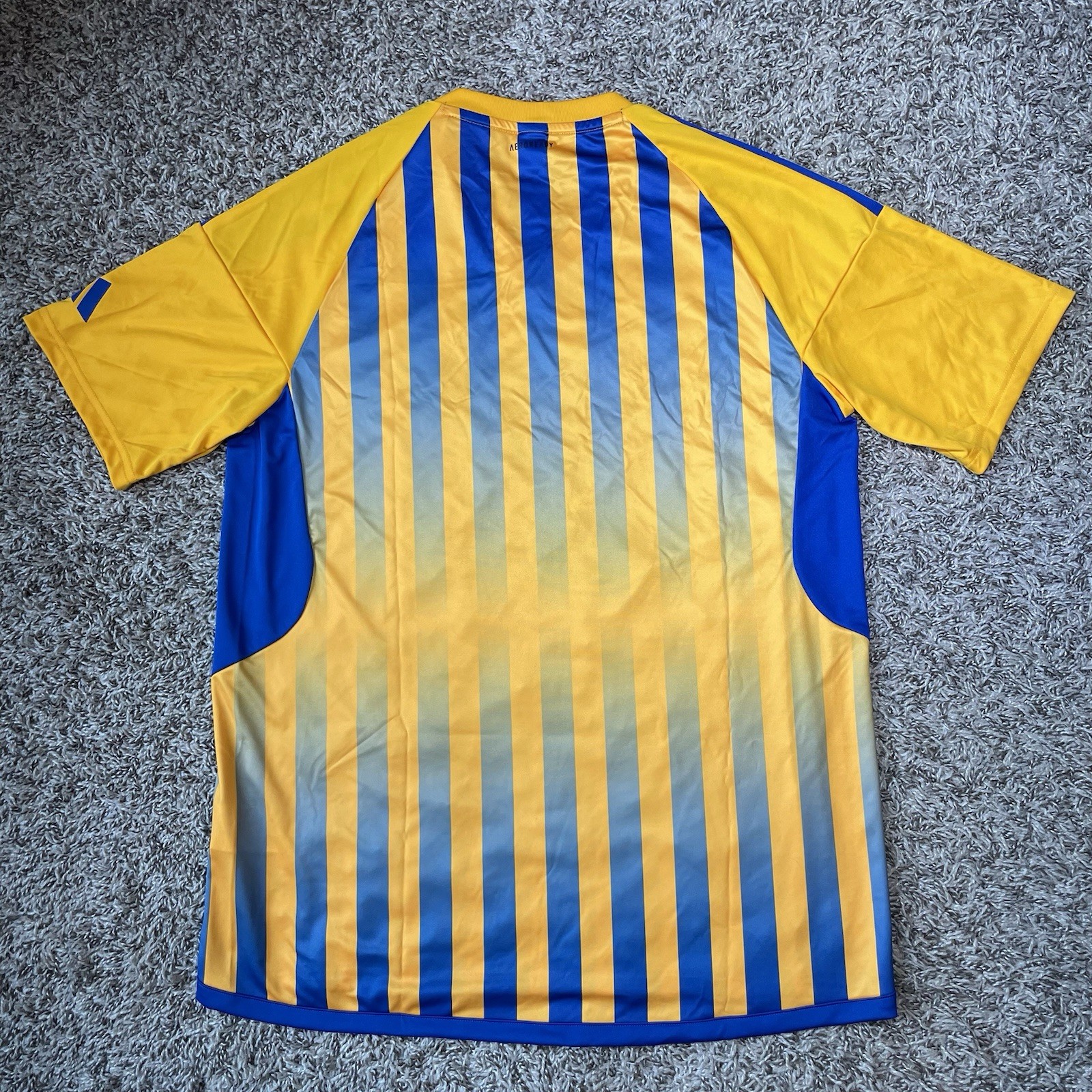 Adidas St Louis Blues Soccer Themed Shirt NHL Mens Medium Yellow Blue IP8095 NEW gallery