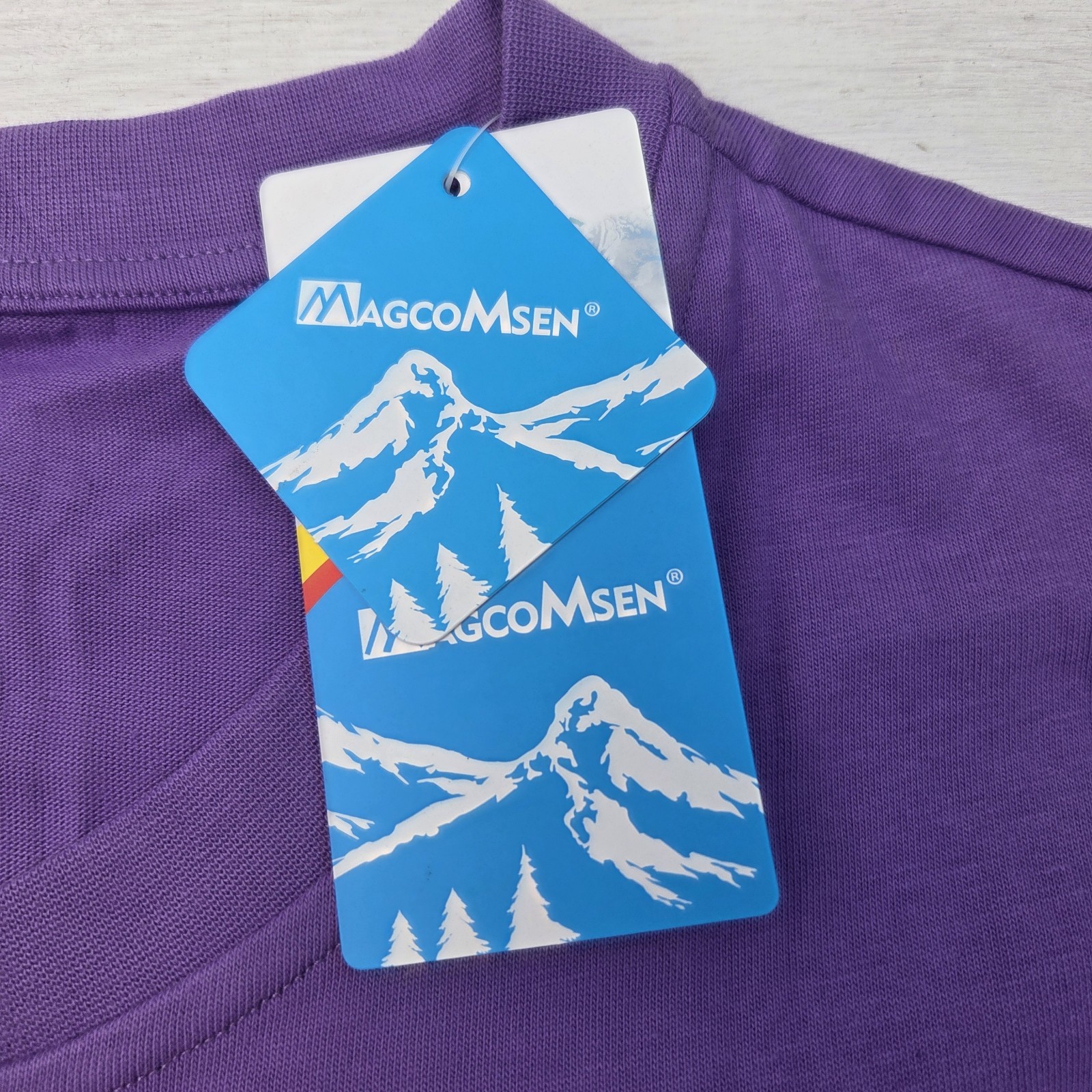 MAGCOMSEN Men's 2XL T Shirt Henley Short Sleeve Pocket Tee Purple EUC gallery