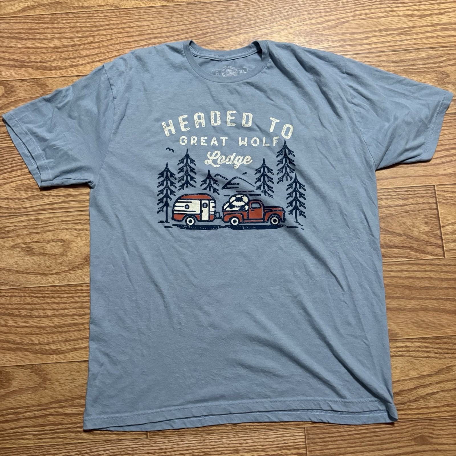 Headed To Great Wolf Lodge GWL Men’s Shirt Size XL Light Blue Relaxed gallery