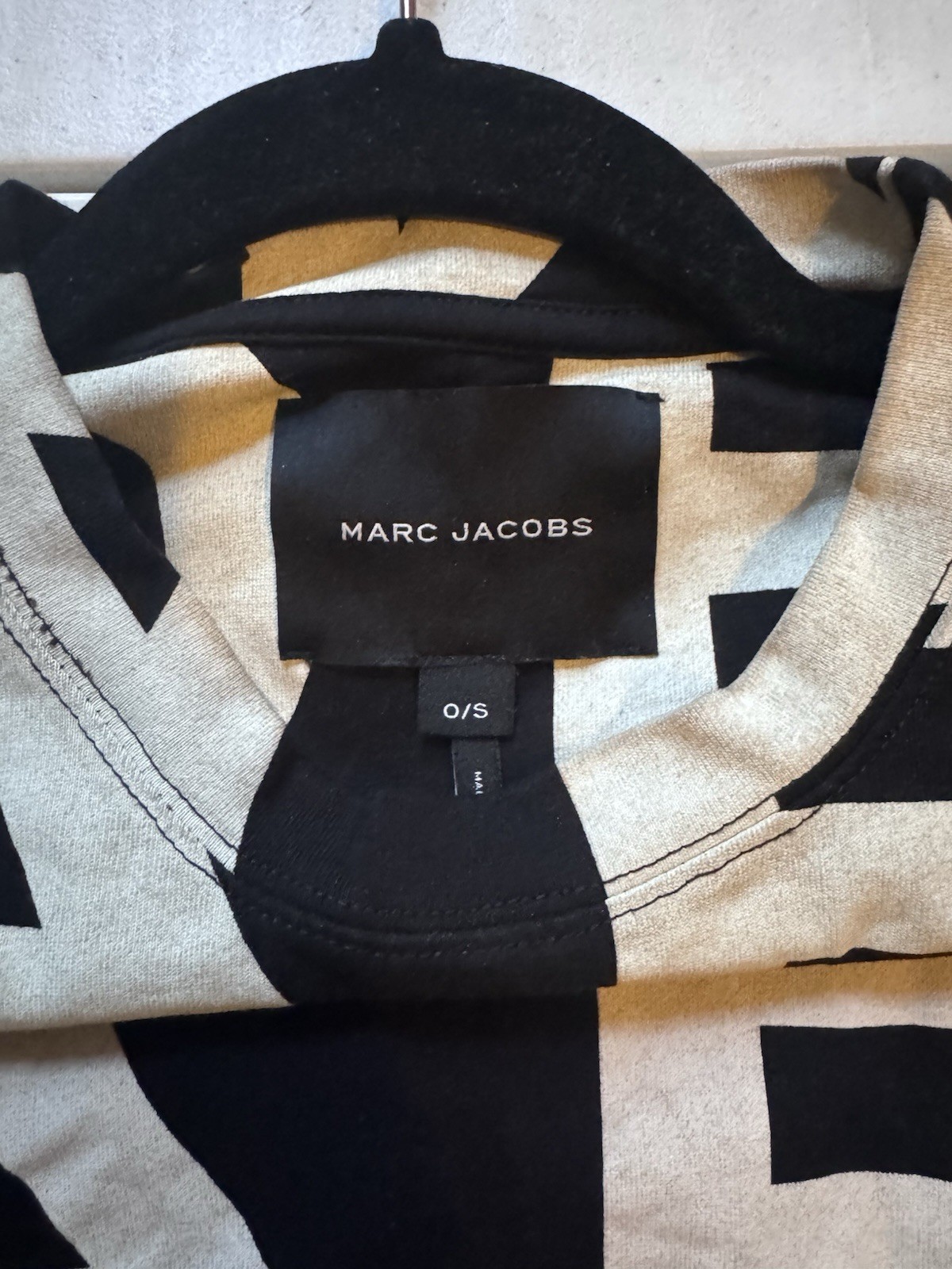 Marc Jacobs The Big T-Shirt Monogram Oversized Print Black Off-White O/S gallery