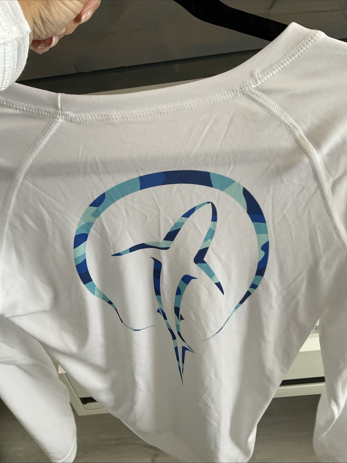 Shark Zen By Vapor Water/Swim Shirt Men’s Med UV Protection 50+ EUC gallery