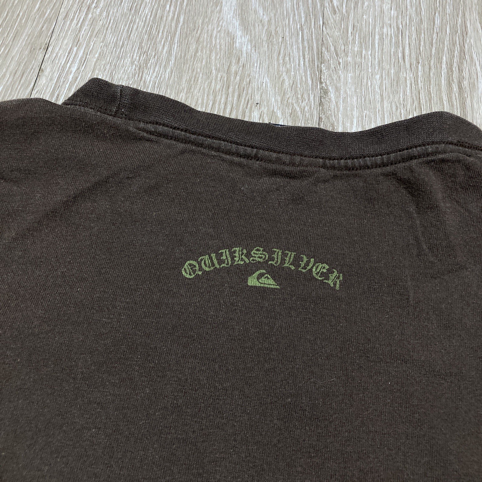 Quiksilver Shirt L 90s 00s Surfing Surf Skating Skater Skate Moth Butterfly Tee gallery
