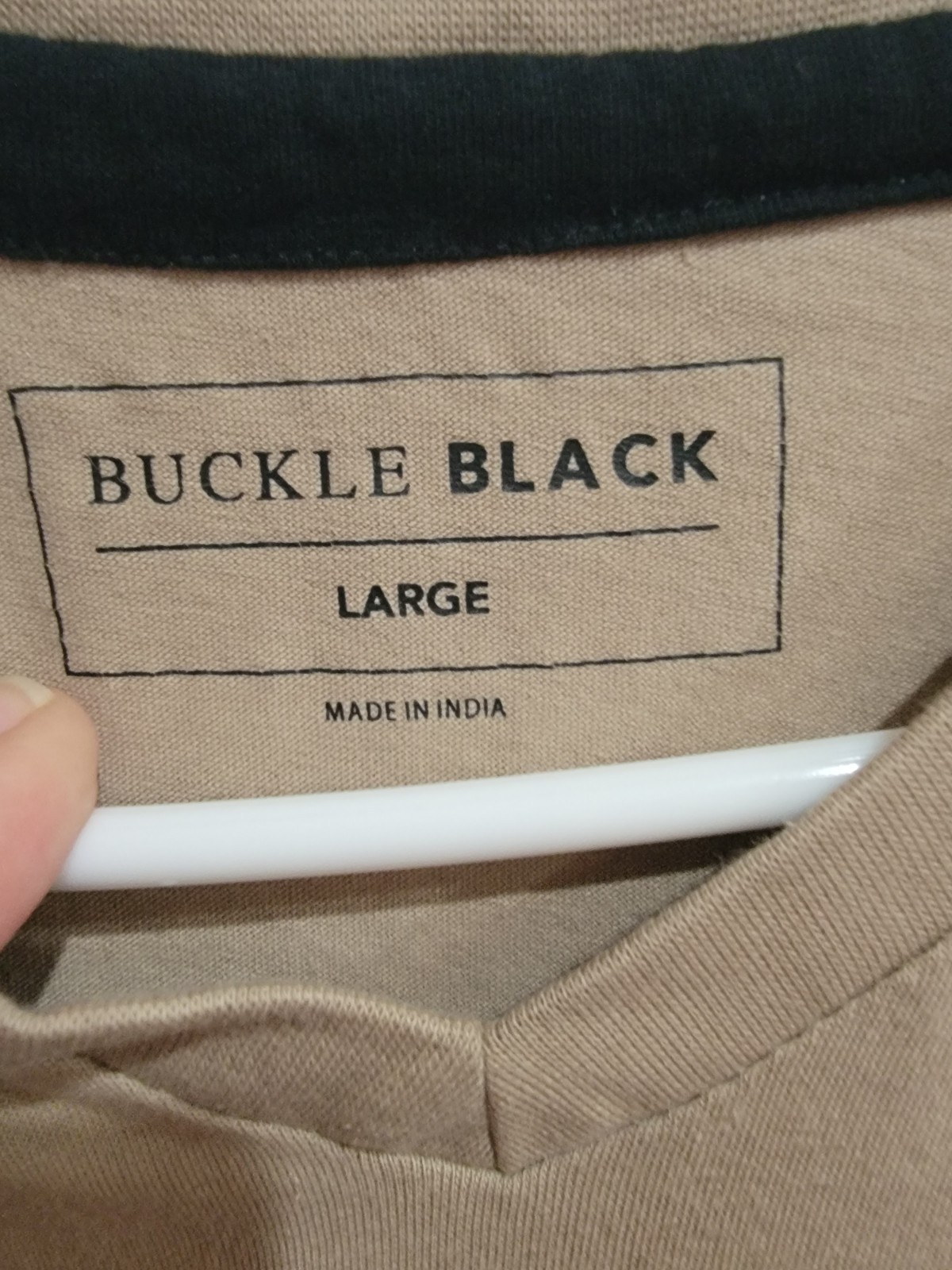 Buckle Black L V-Neck Shirt Tan Beige Short Sleeve Triple Stitch Detail Men's gallery