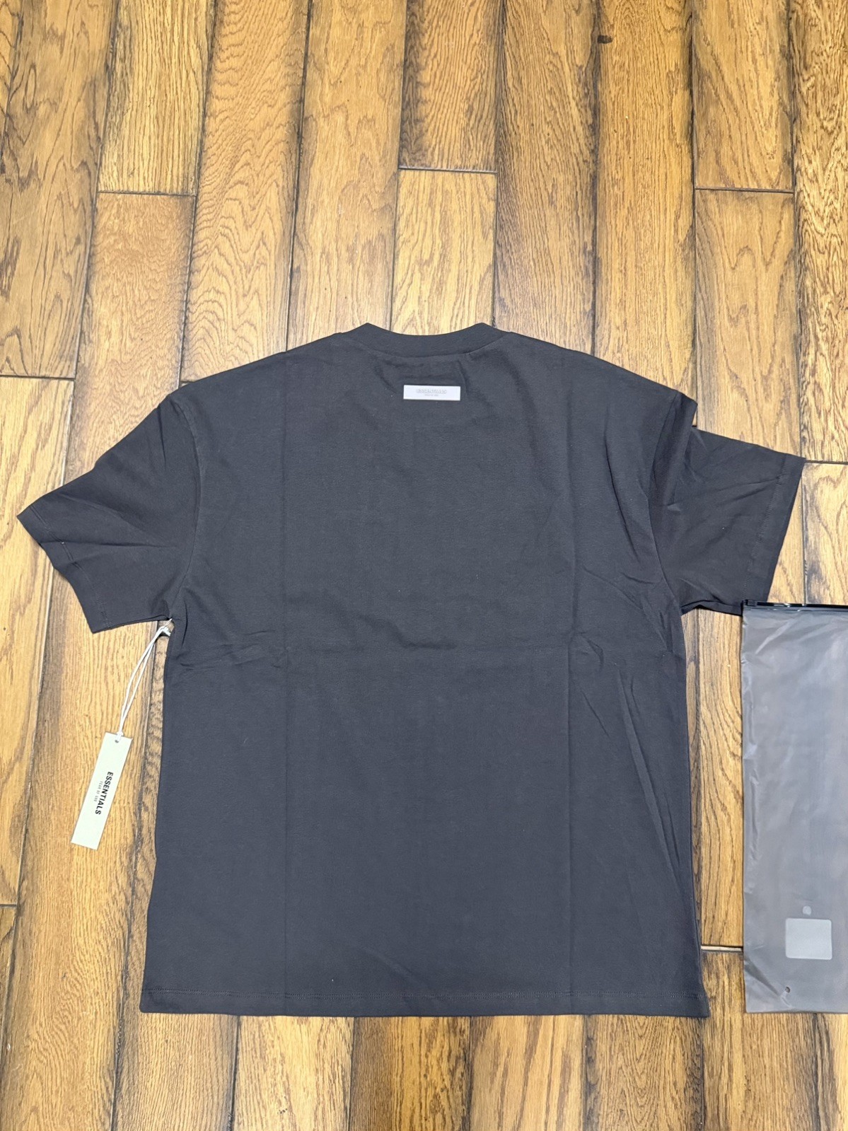 Fear Of God Essentials 1977 Iron Tee Brand New Size L gallery