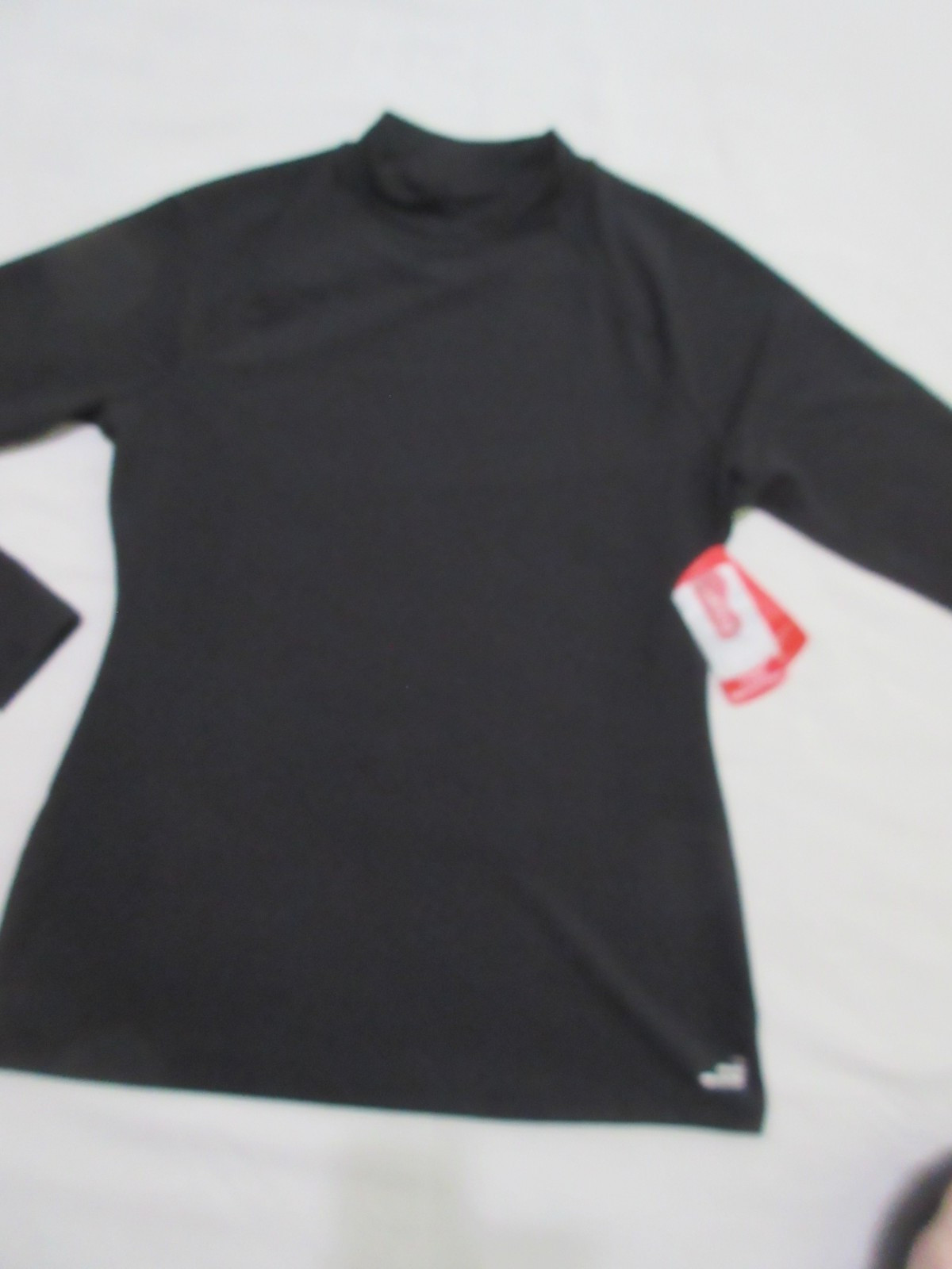 BCG Cold Weather Round Neck Long Sleeve Pull Over w Thumb Hole, Size LARGE, NWT!