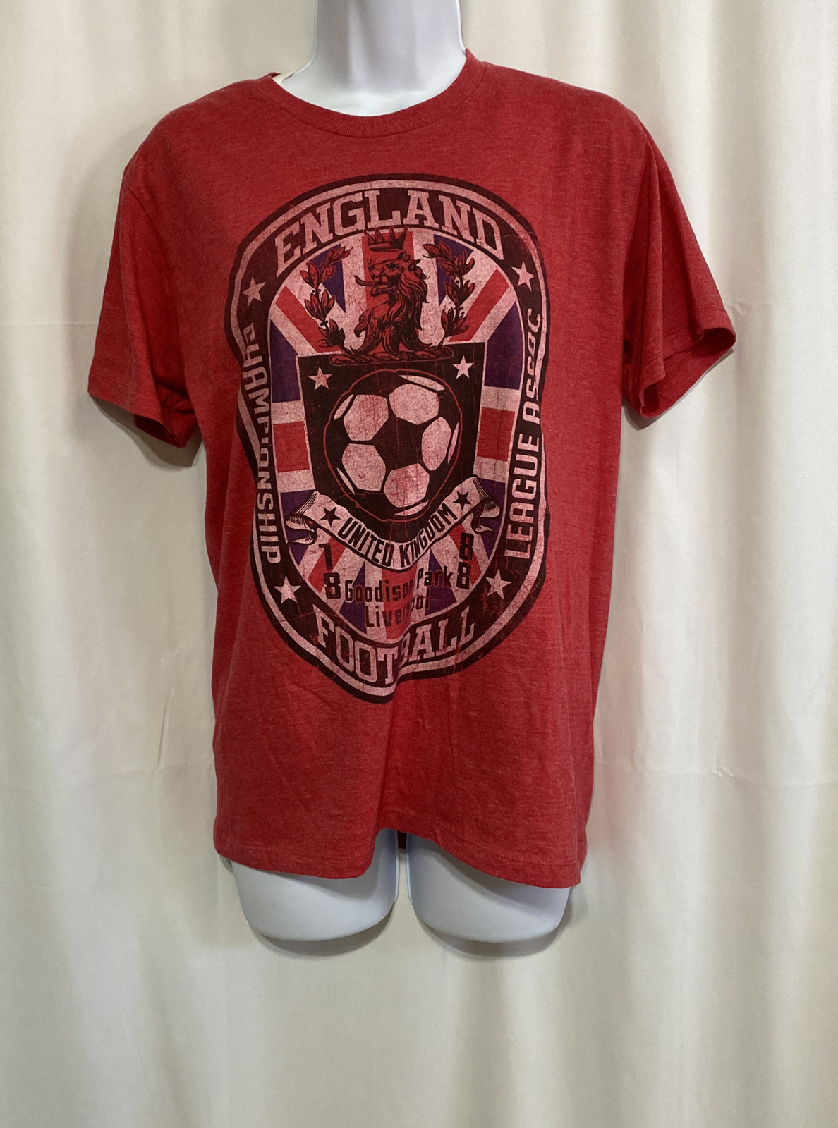 Unitas England Football T-Shirt Mens Small Red Excellent Graphic Tee Soccer UK gallery