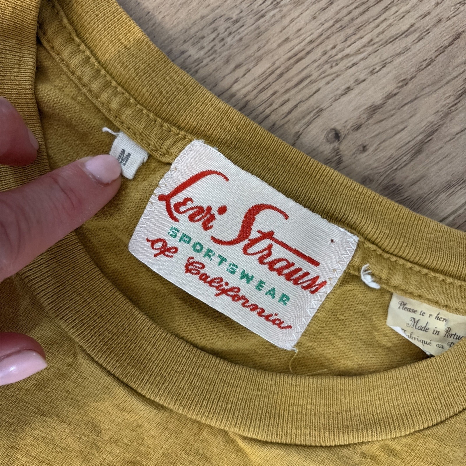 VINTAGE LEVI’S | LVC 50s Sportswear T-Shirt Clothing Marigold Rare Color Size M gallery