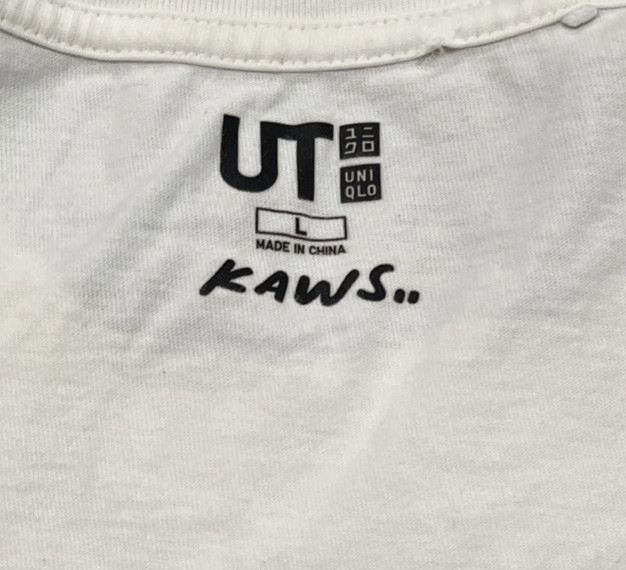 Uniqlo x Kaws Pocket T Shirt Men’s Large White Cotton gallery