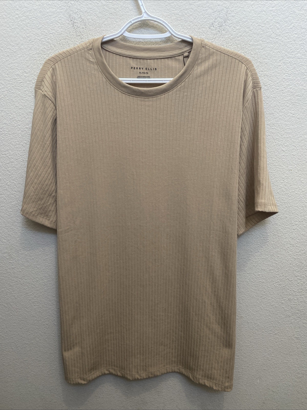 Perry Ellis Men's XL Travertine Brown Short Sleeve Textured T-shirt NWT gallery