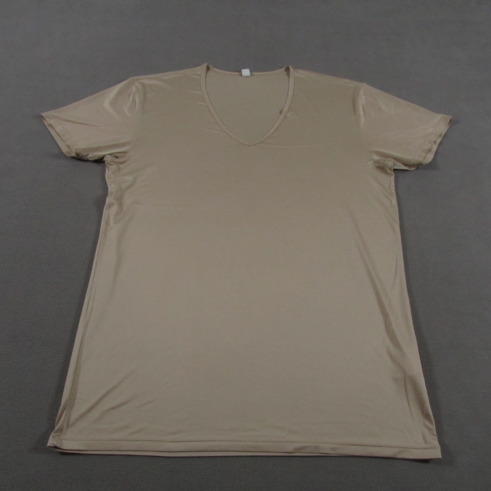 Uniqlo Airism V Neck T Shirt Mens M Medium Short Sleeve Beige Thin Lightweight
