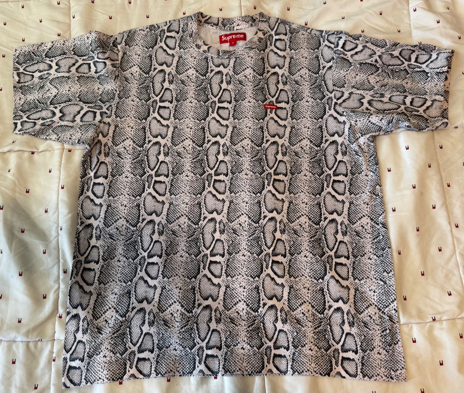 Supreme Small Box Tee (SS24) gallery