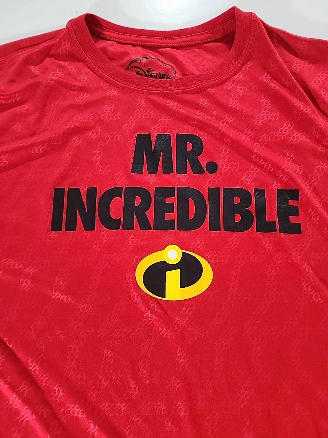 Disney Mr Incredible Shirt Men 2XL Red Embossed Pattern Athletic Performance Tee gallery
