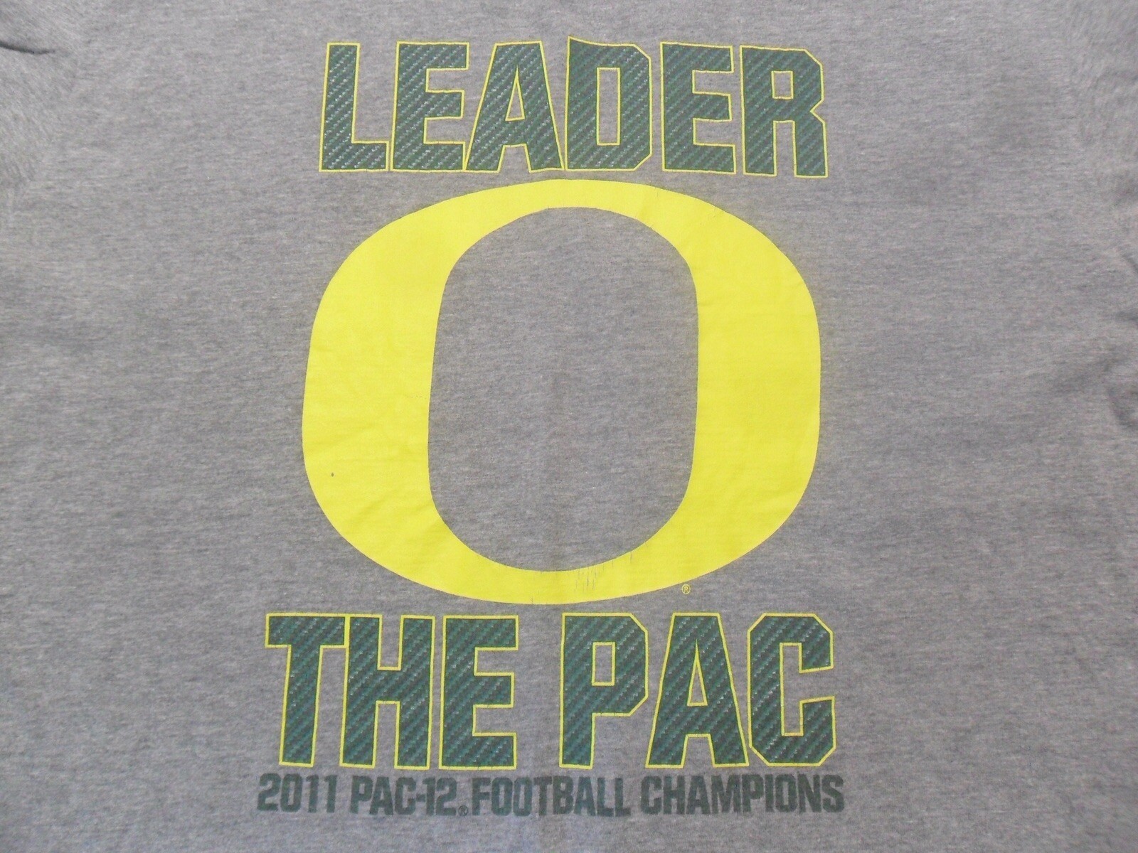 XL 2011 Oregon Ducks PAC 12 Champions Nike Lightly Cracked T Shirt gallery