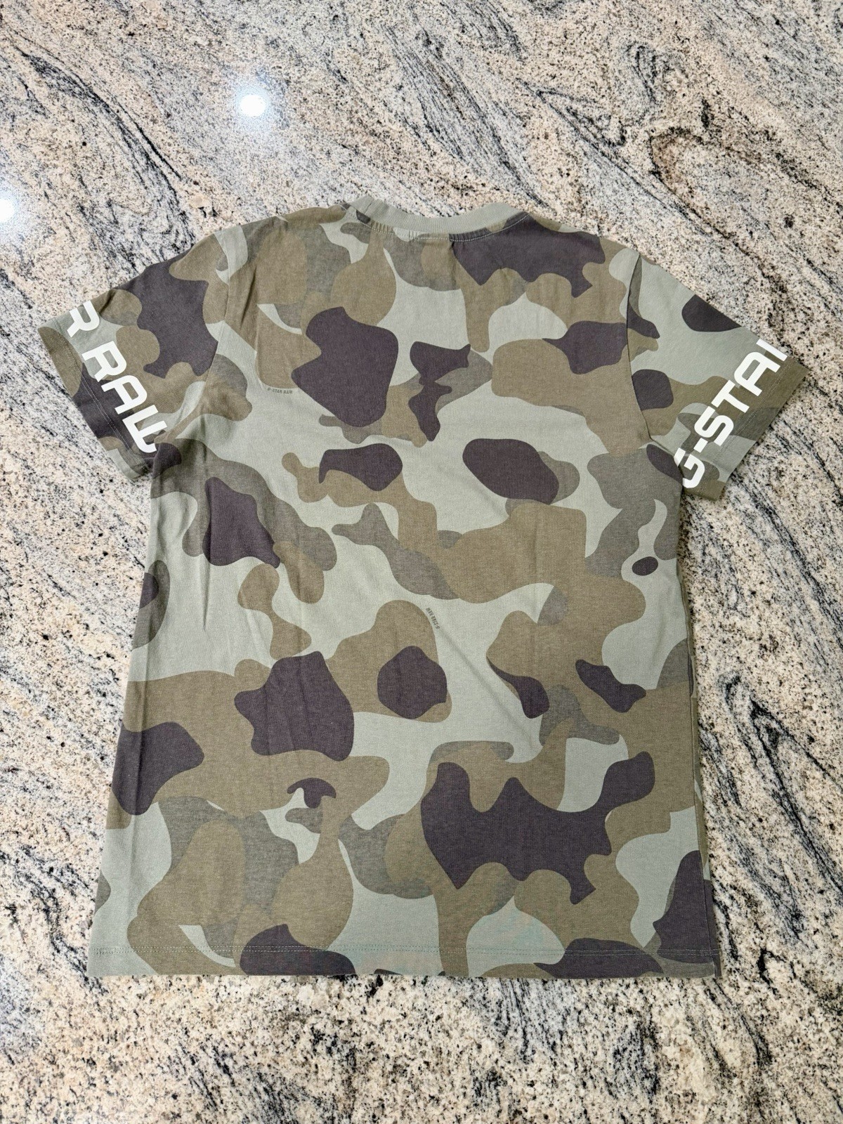 G Star Raw Denim Originals Camo Print T-Shirt Size Medium gallery