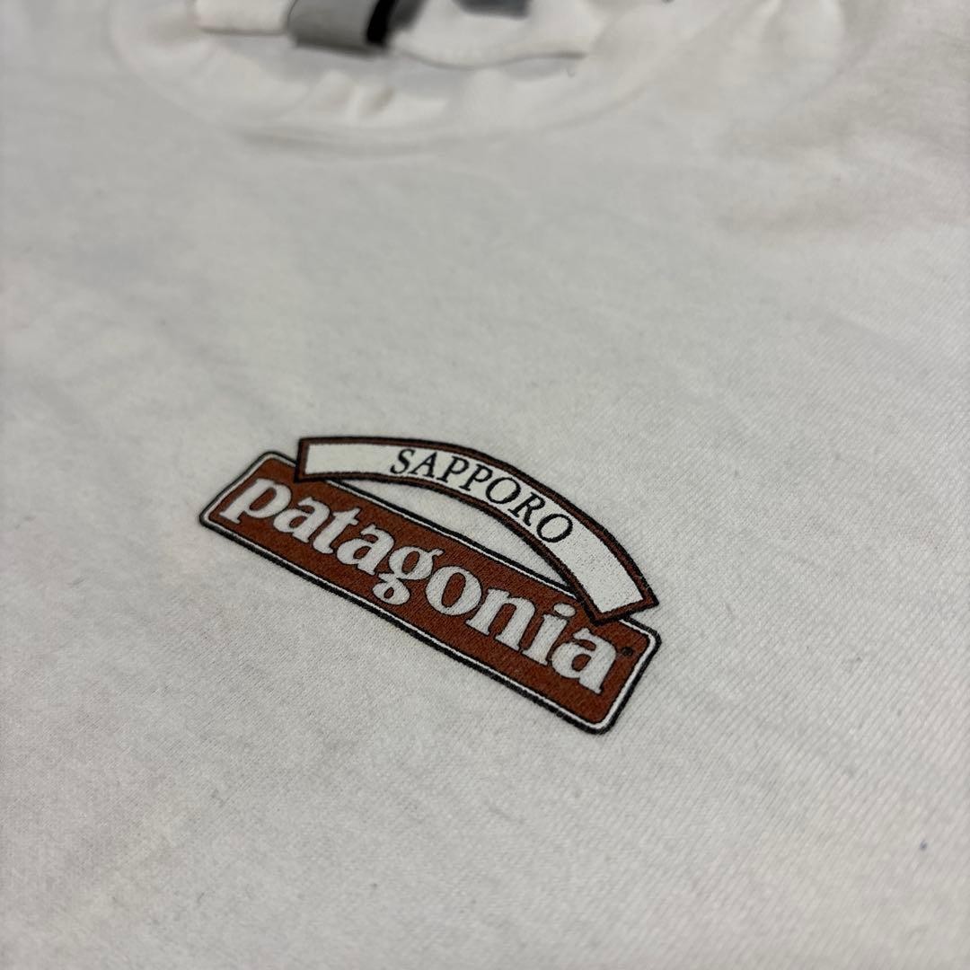 Patagonia Sapporo Hokusai Wave Vintage T-Shirt Made in USA Size M White gallery