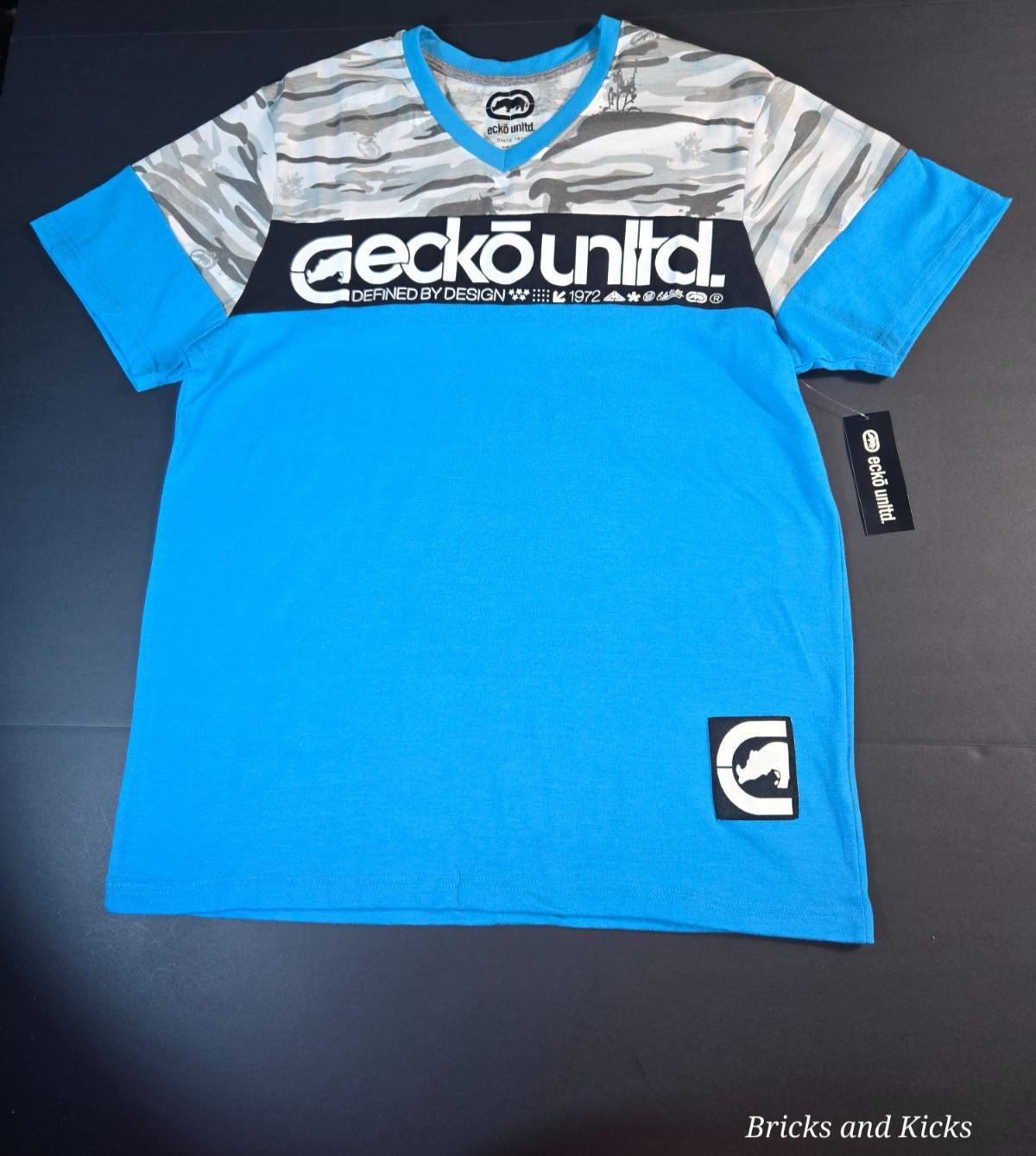 Ecko Unltd V-Neck Blue Atomic With Camo Men’s T-Shirt Sizes S, M, L, XL NWT