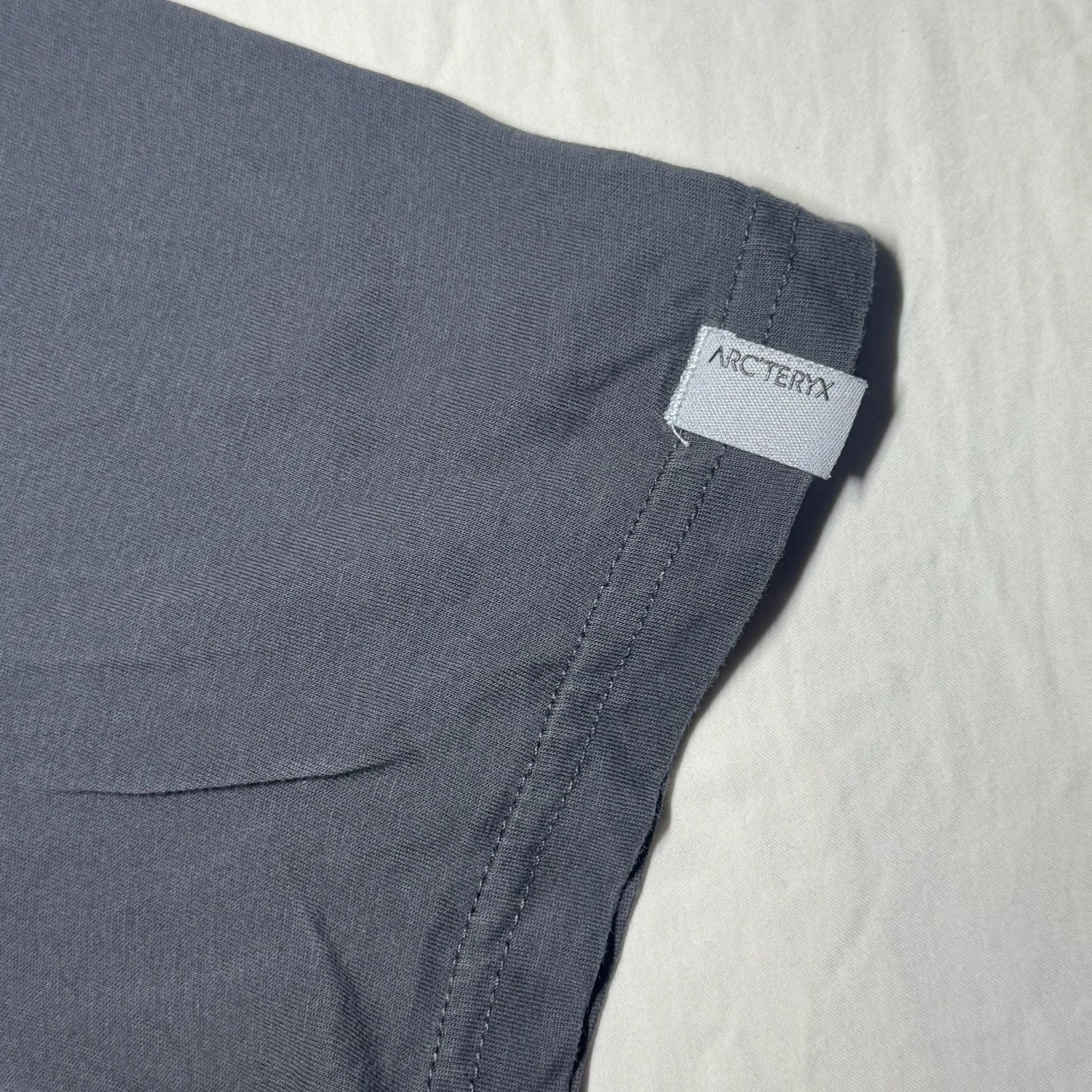 Arc'teryx Remige Word Head Geometric Mountain Graphic T-Shirt gallery