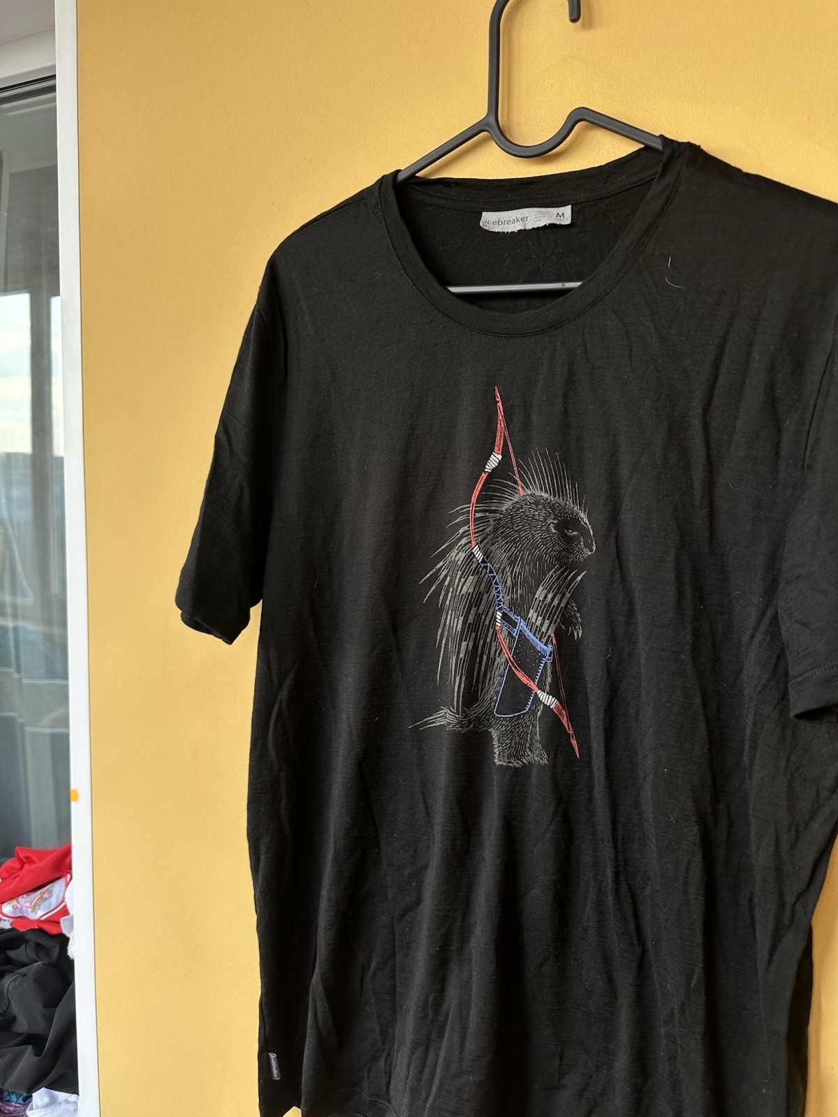 Men's ICEBREAKER Merino Wool Nylon Printed T-Shirt Size M Black gallery